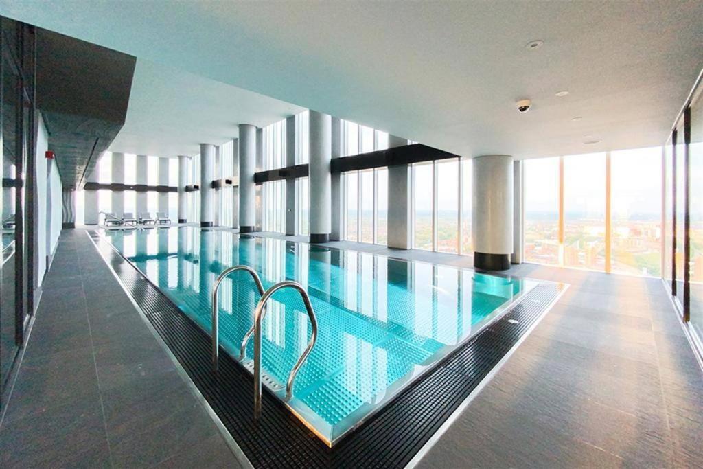 Luxury 2 Bedroom Apartment Manchester City Centre Zewnętrze zdjęcie